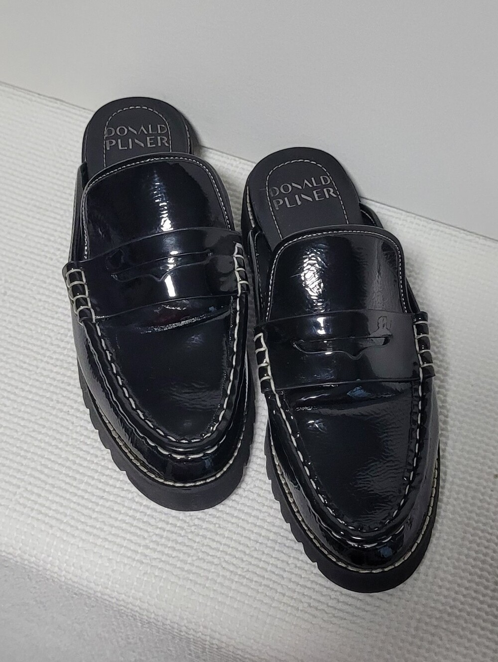 Donald Pliner Preppy, Collegiate, Patent Leather, Mule, Slides, Penny Loafer